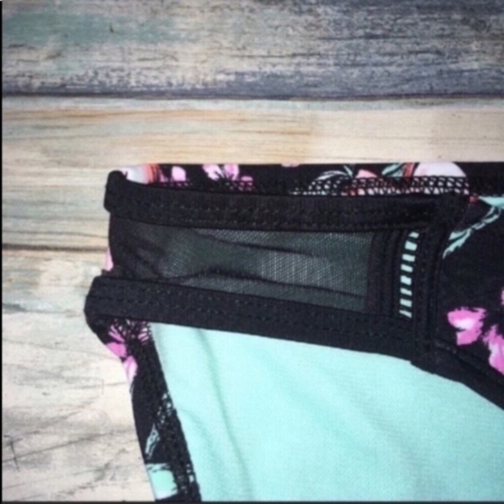 Xhilaration Floral Bikini Bottoms - Picture 4 of 4